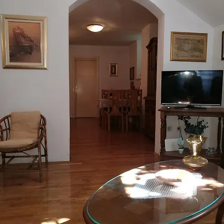 Kuca Mala Daire Split