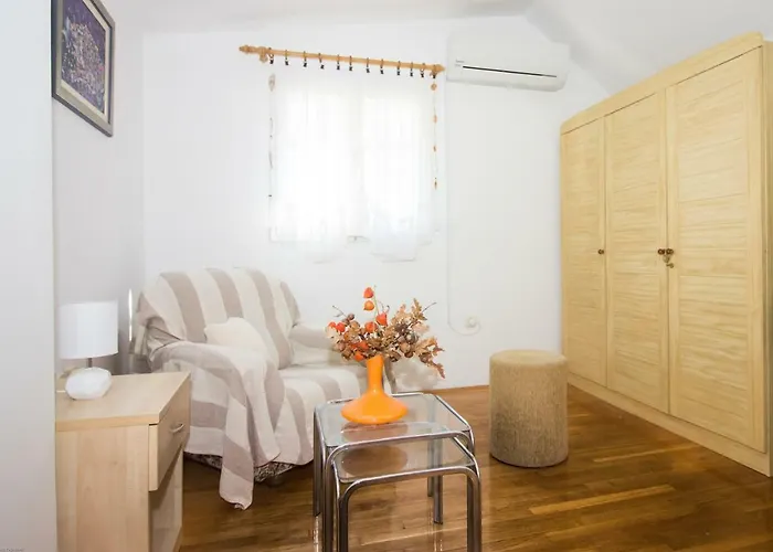 Kuca Mala アパート スプリト